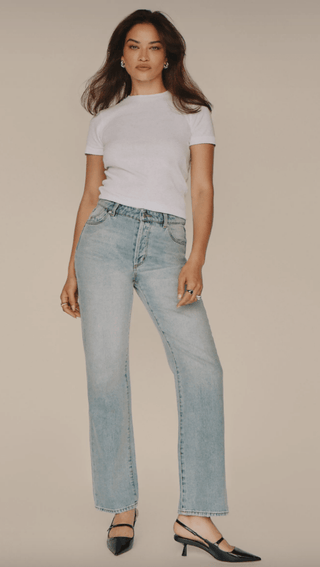 90s Relaxed Faded Blue Denim Jeans - Sincerely Betty