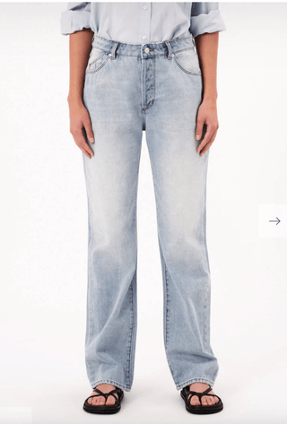 90s Relaxed Faded Blue Denim Jeans - Sincerely Betty