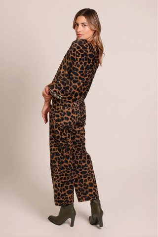 Jilly Leopard Cropped Pants