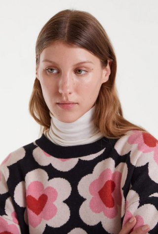 Sweet Heart Knit Sweater