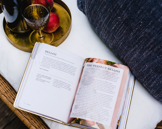 Bubbly: A Collection Of Champagne And Sparkling Cocktails By Colleen Jeffers