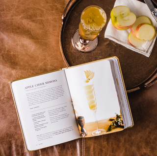 Bubbly: A Collection Of Champagne And Sparkling Cocktails By Colleen Jeffers