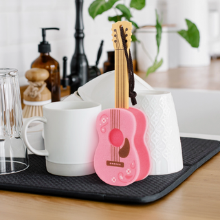 Dolly Guitar Sponge